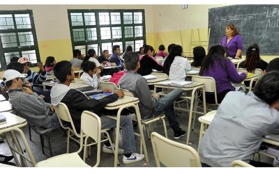 Terminar la secundaria: una «materia pendiente» para las políticas educativas